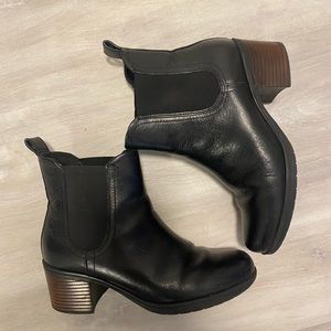 Clarks Chelsea Boots